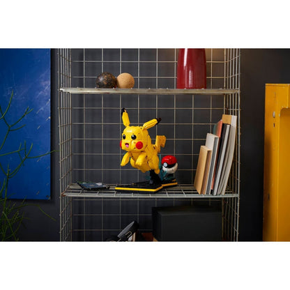 LEGO Pikachu and Poké Ball 72152