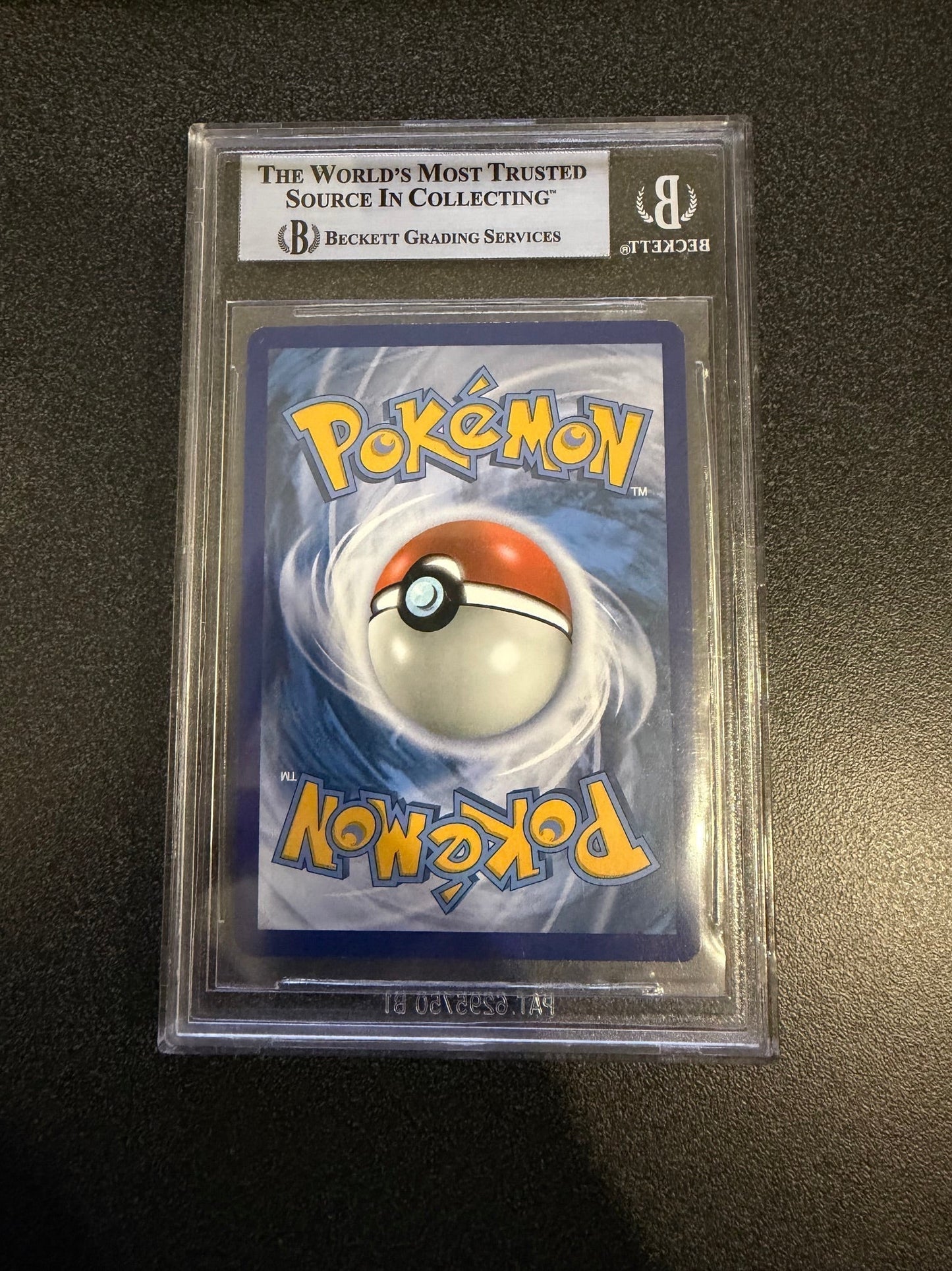 Pokemon: Beckett 8.5 Lugia (Secret) - Lost Thunder