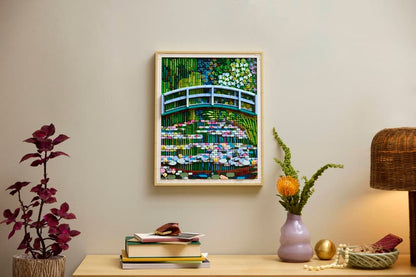 Lego: Claude Monet – Bridge over a Pond of Water Lilies (31220)